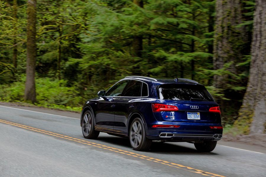  Audi SQ5 3.0 TFSI 2017 года  (NA) (фото 6 из 55)